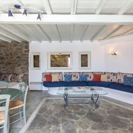 Seablue Houlakia (Mykonos)