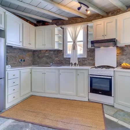 Seablue 4* Houlakia (Mykonos)